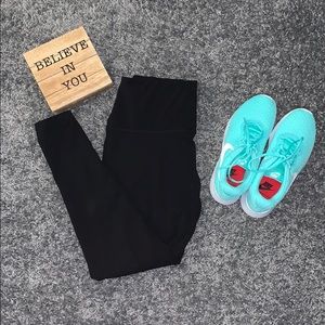 Gloria Vanderbilt Work-Out Capri Leggings